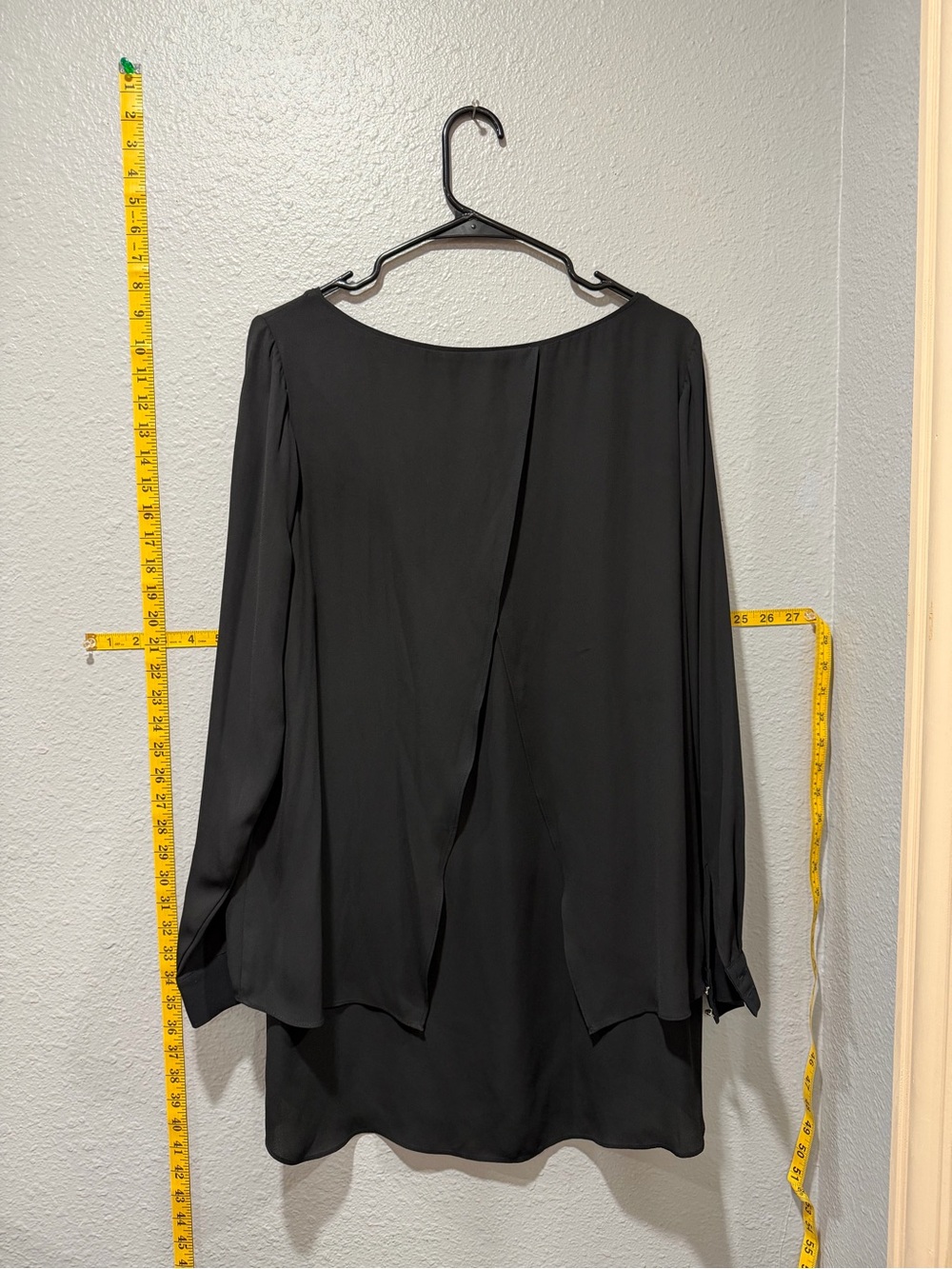 WHBM Black Chiffon Split Back High Low Blouse Size 10 - Picture 5 of 5